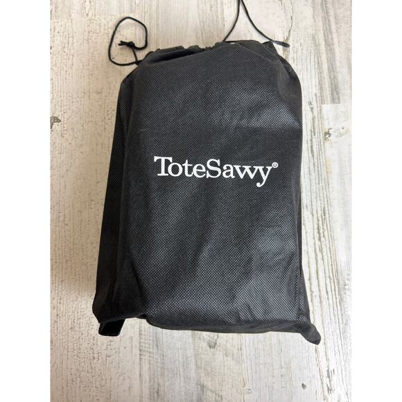 ToteSavvy Tan diaper bag crossbody purse new wipes changing pad change kit baby - Picture 5 of 5